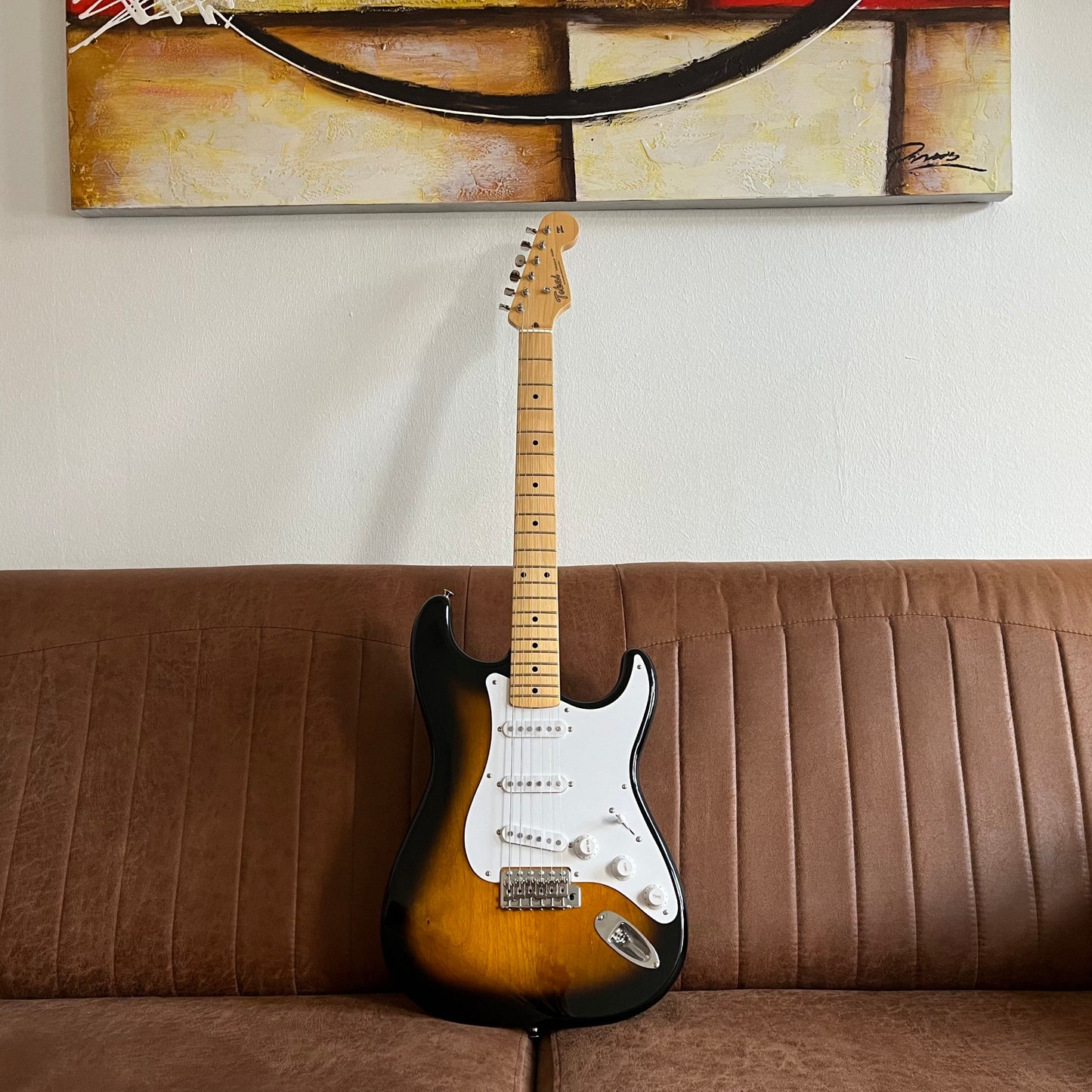 Tokai TST95 Golden Sunburst front