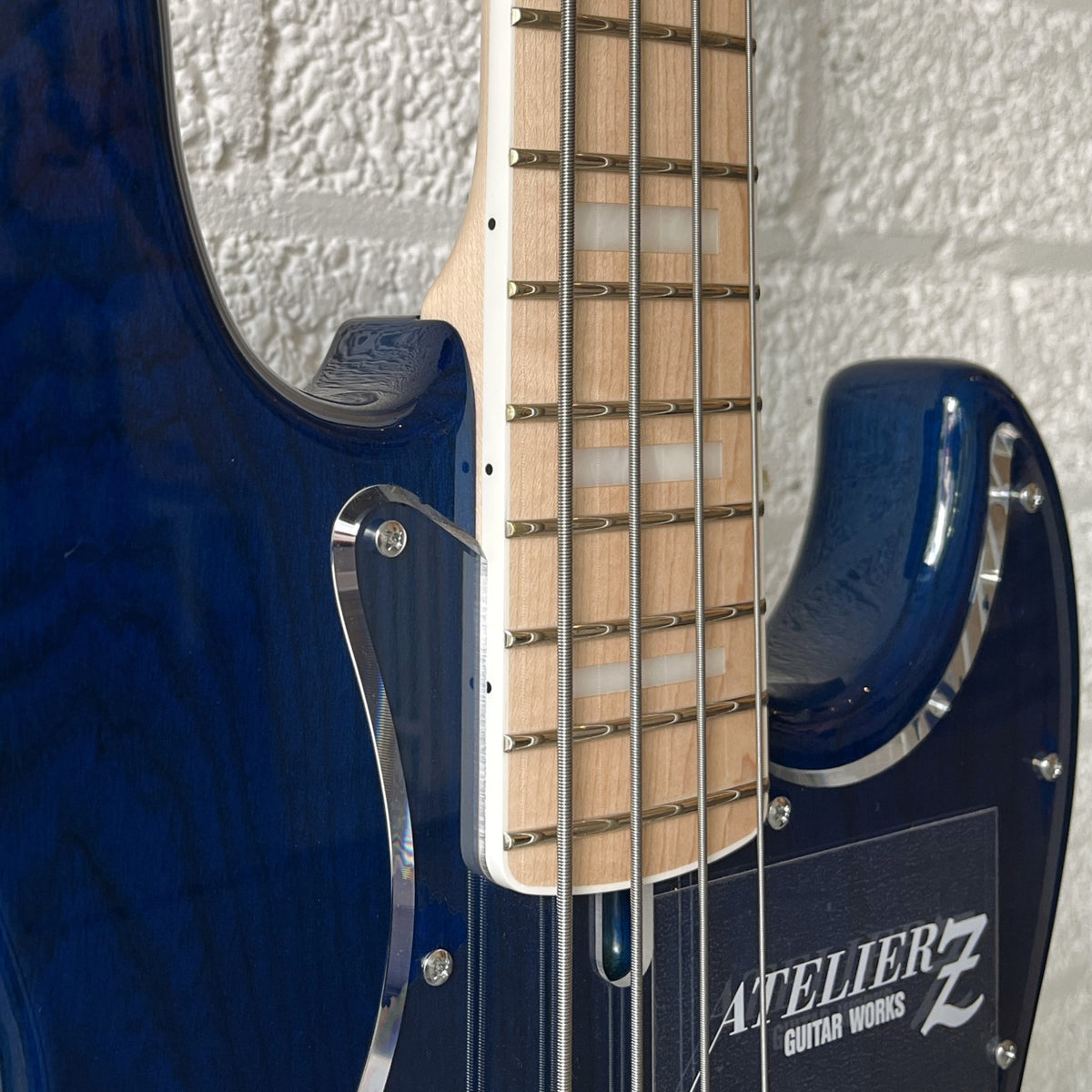 atelier z jhj 245 custom transparent blue fretboard