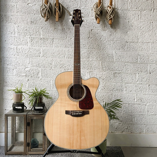 takamine gj72ce electro acoustic jumbo guitar natural