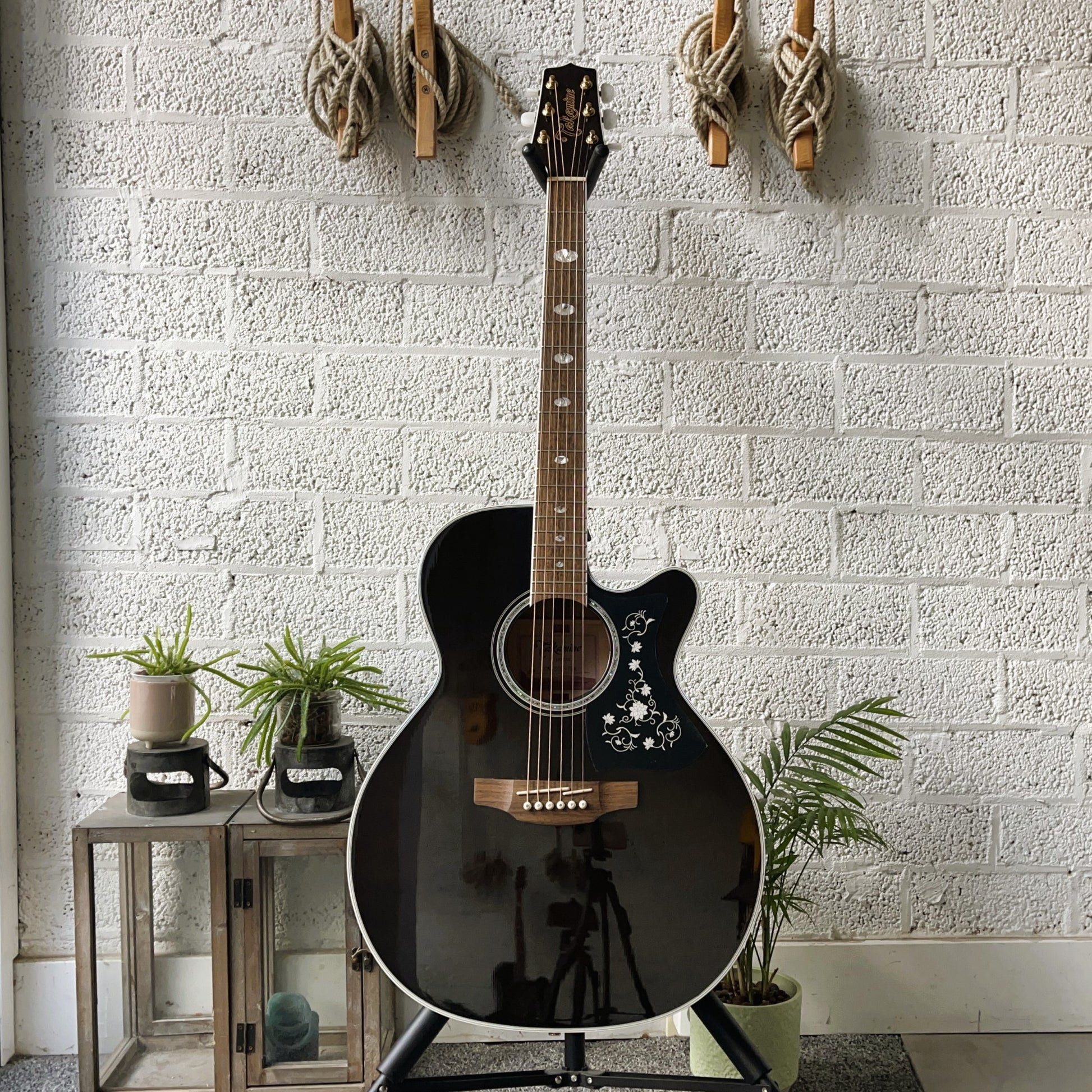 takamine gn75ce electro acoustic guitar transparent black