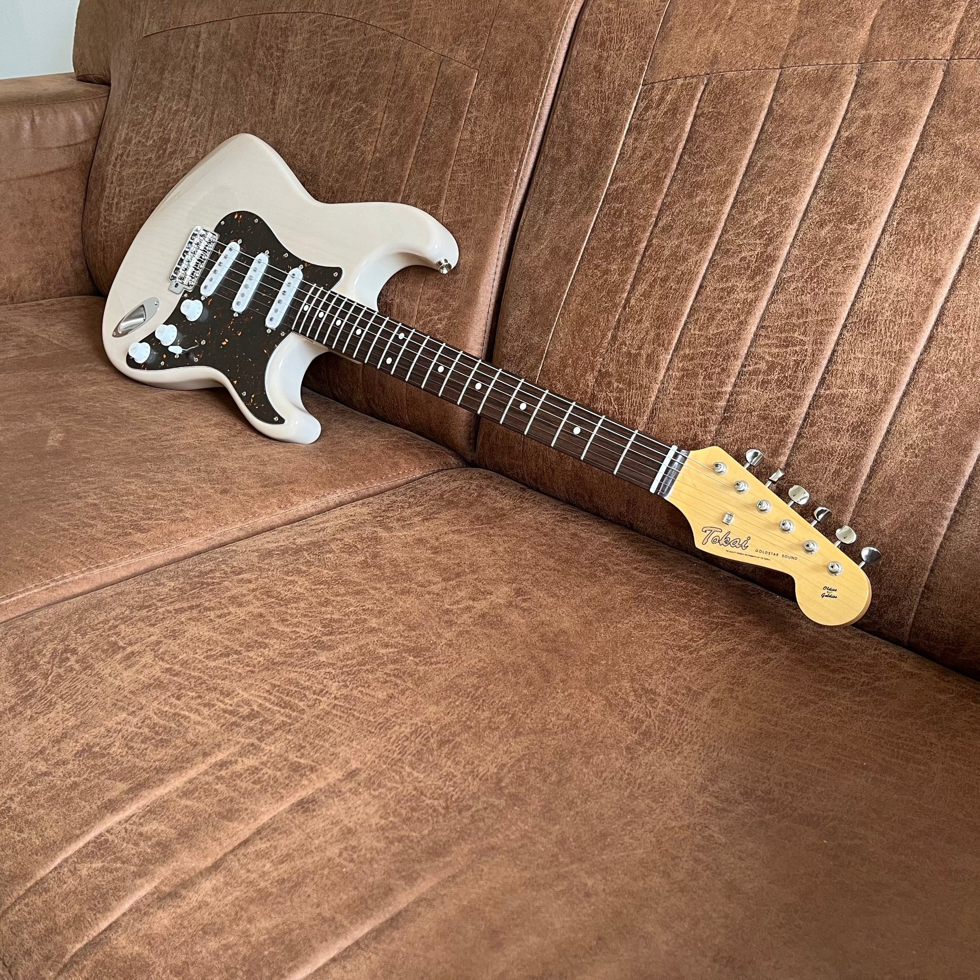 Tokai TST95 White couch head