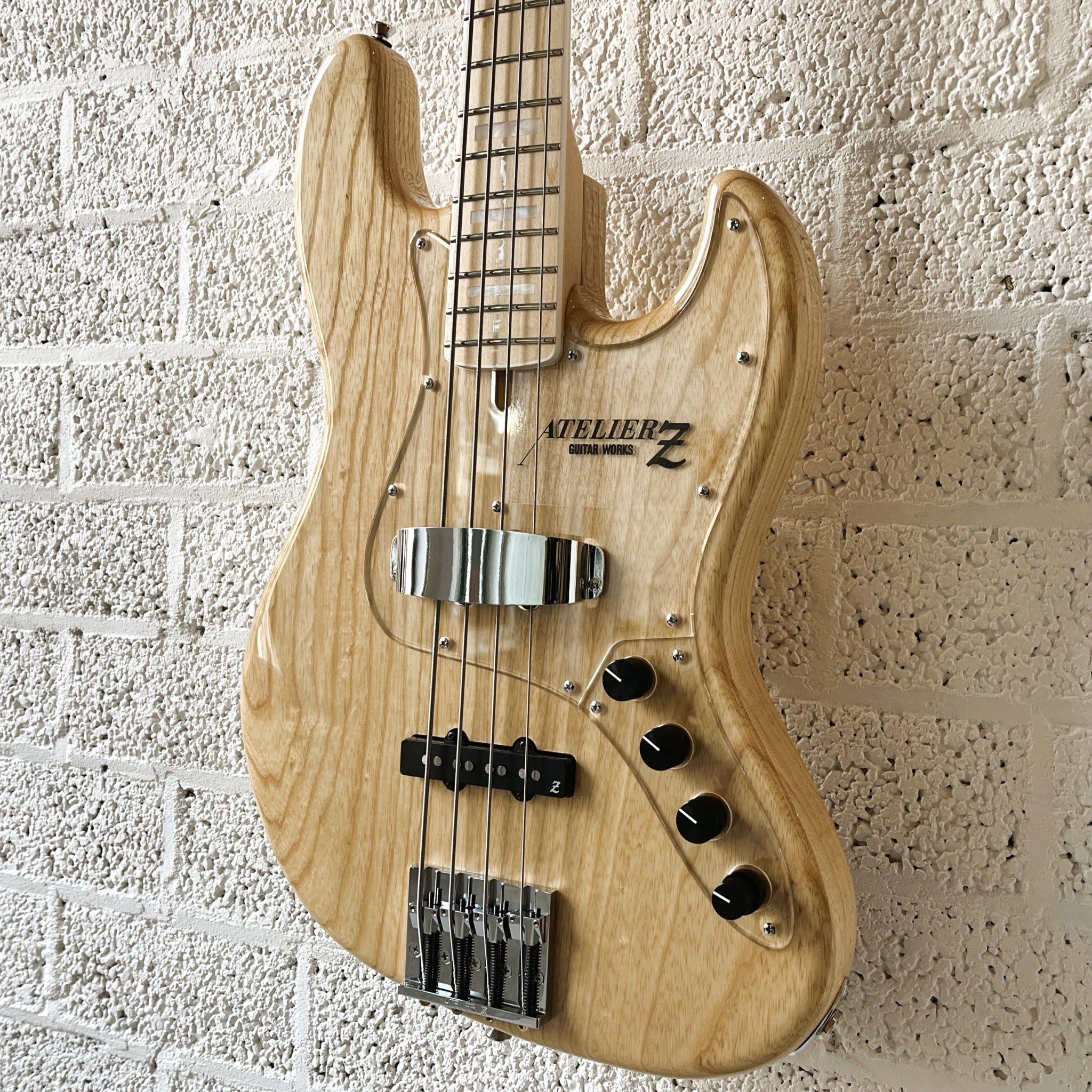 Atelier Z M245 Natural – 4-String Bass w/ Bartolini XTCT – Made in