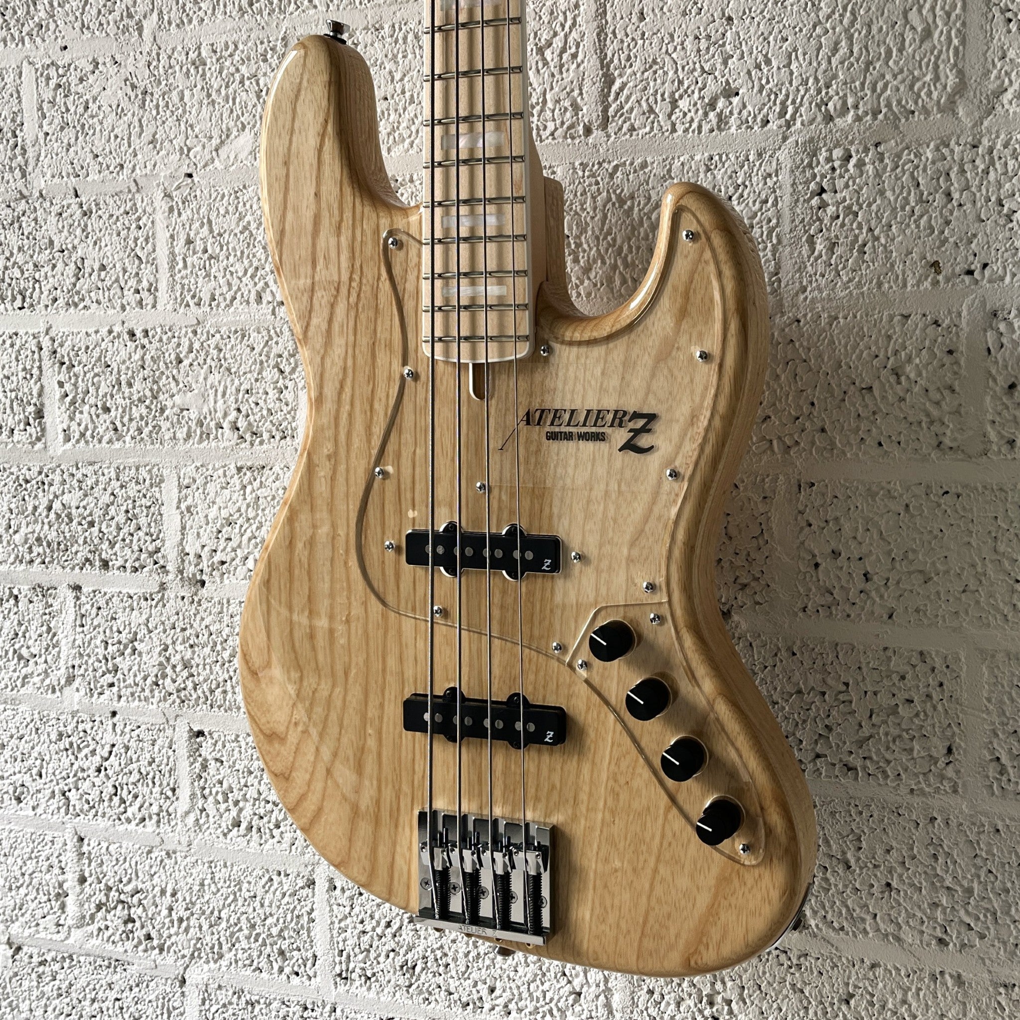 Atelier Z M245 Natural – 4-String Bass w/ Bartolini XTCT – Made in