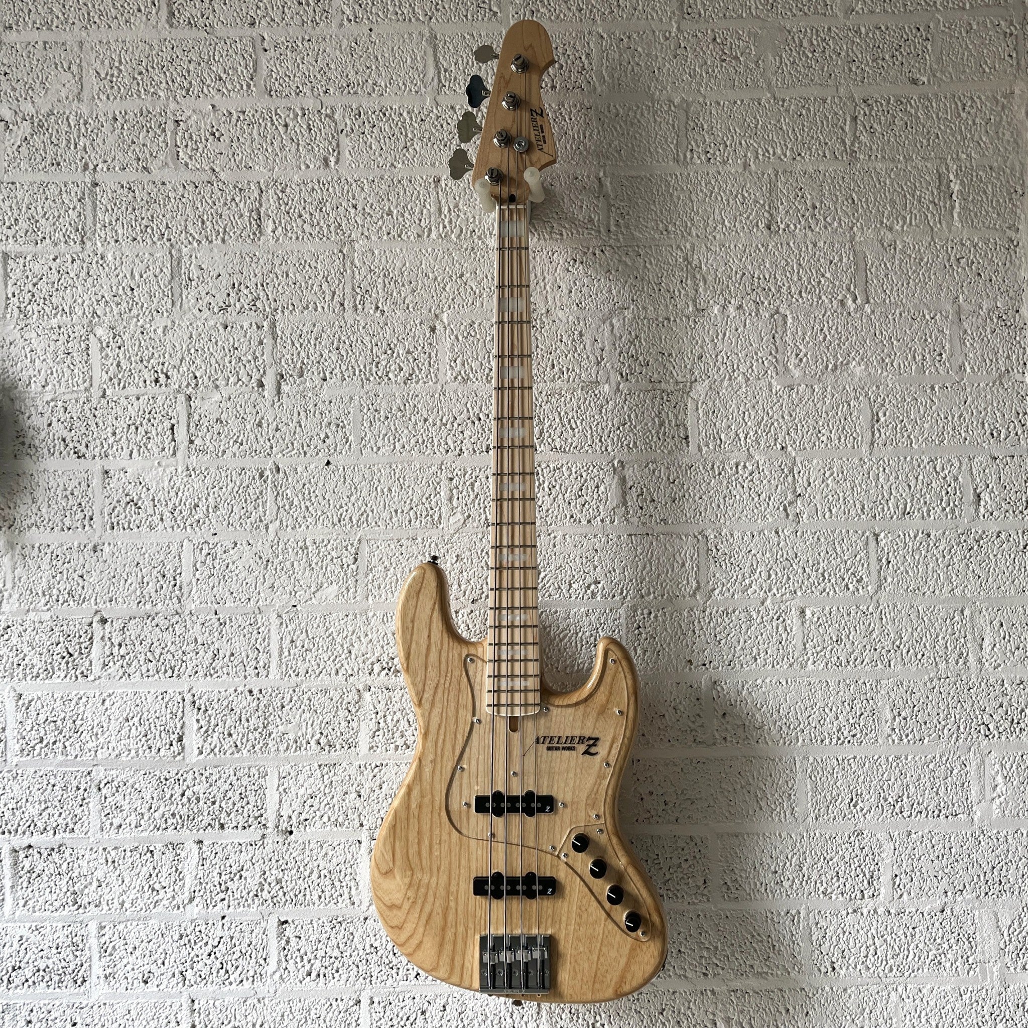 Atelier Z M245 Natural – 4-String Bass w/ Bartolini XTCT – Made in