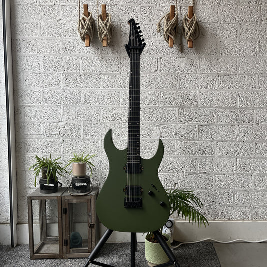 spira s-400 satin dark green electric guitar front view