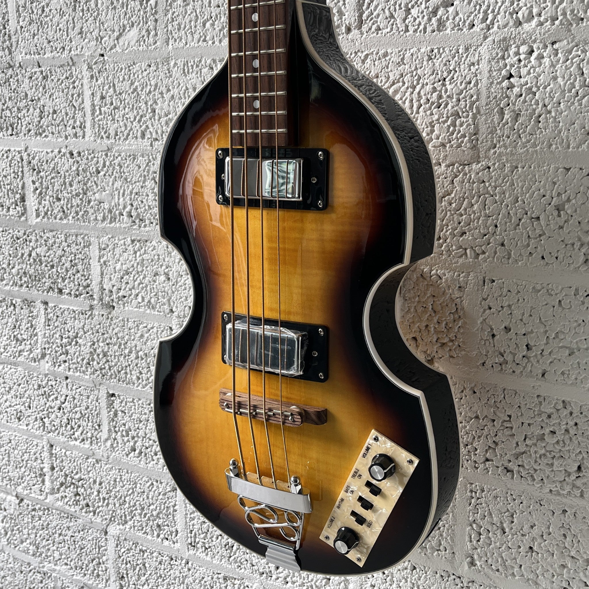 Tokai Violin Bass VB68 Vintage Sunburst – RockSo Music